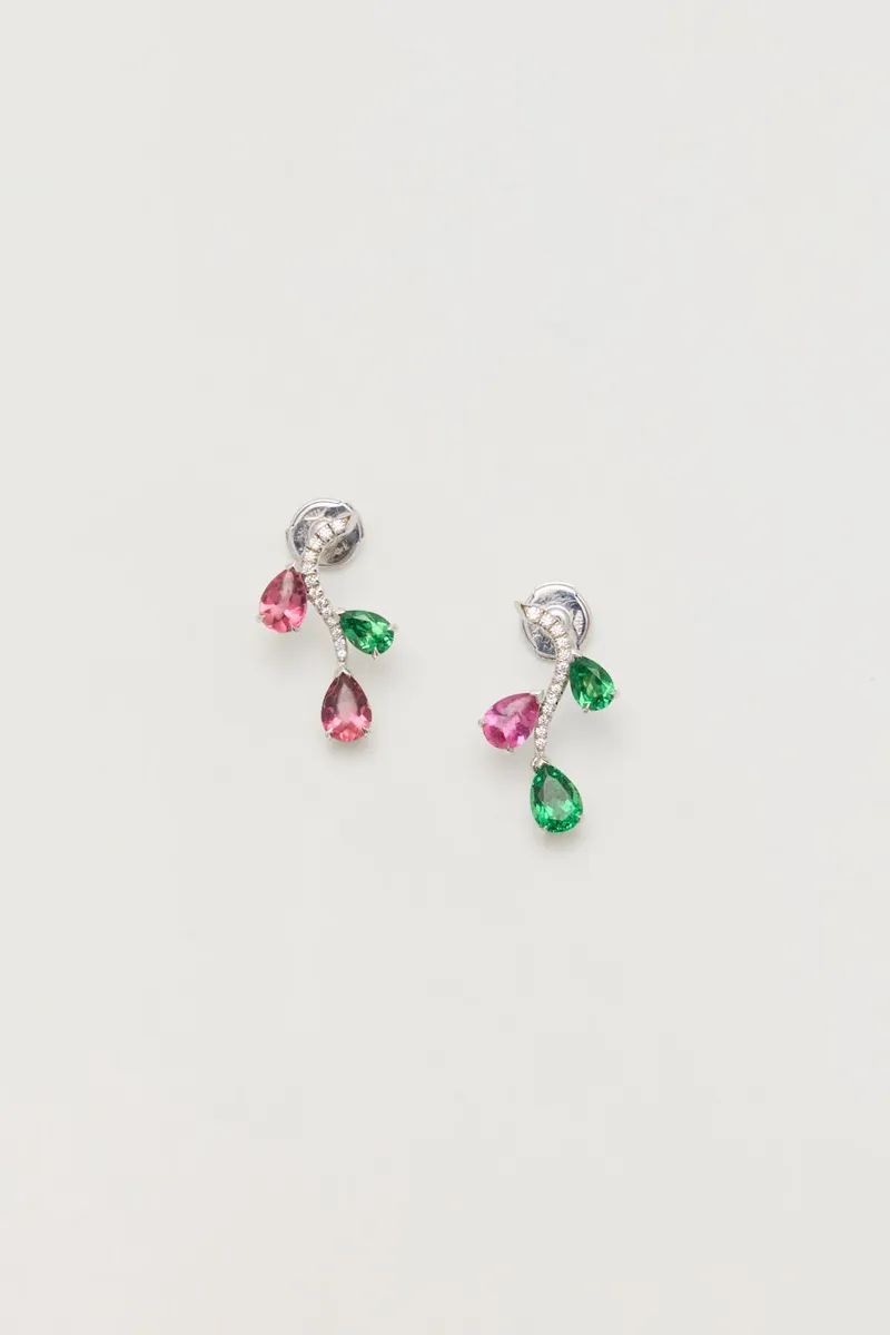 Boucles d'oreilles haute joaillerie avec tsavorites et tourmalines